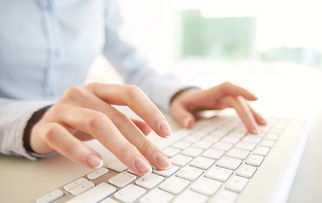 暑期促銷(xiāo)熱 商家偏愛(ài)“組合牌”，互聯(lián)網(wǎng)信息服務(wù)成新焦點(diǎn)